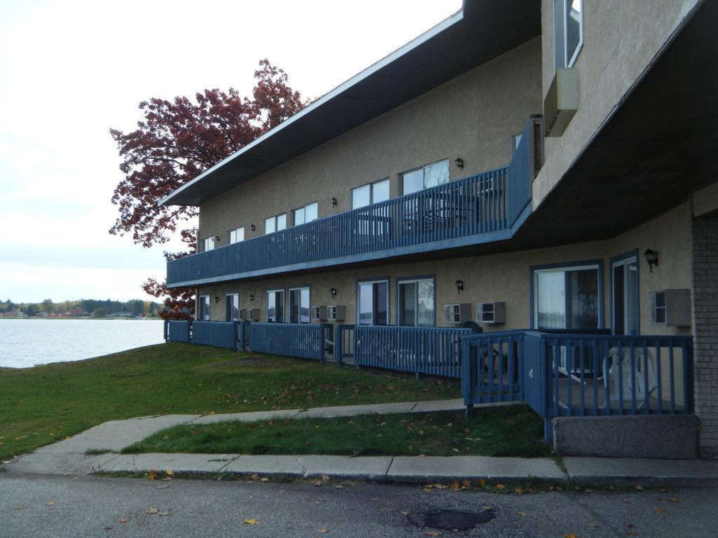 Cadillac Sands Resort Extérieur photo