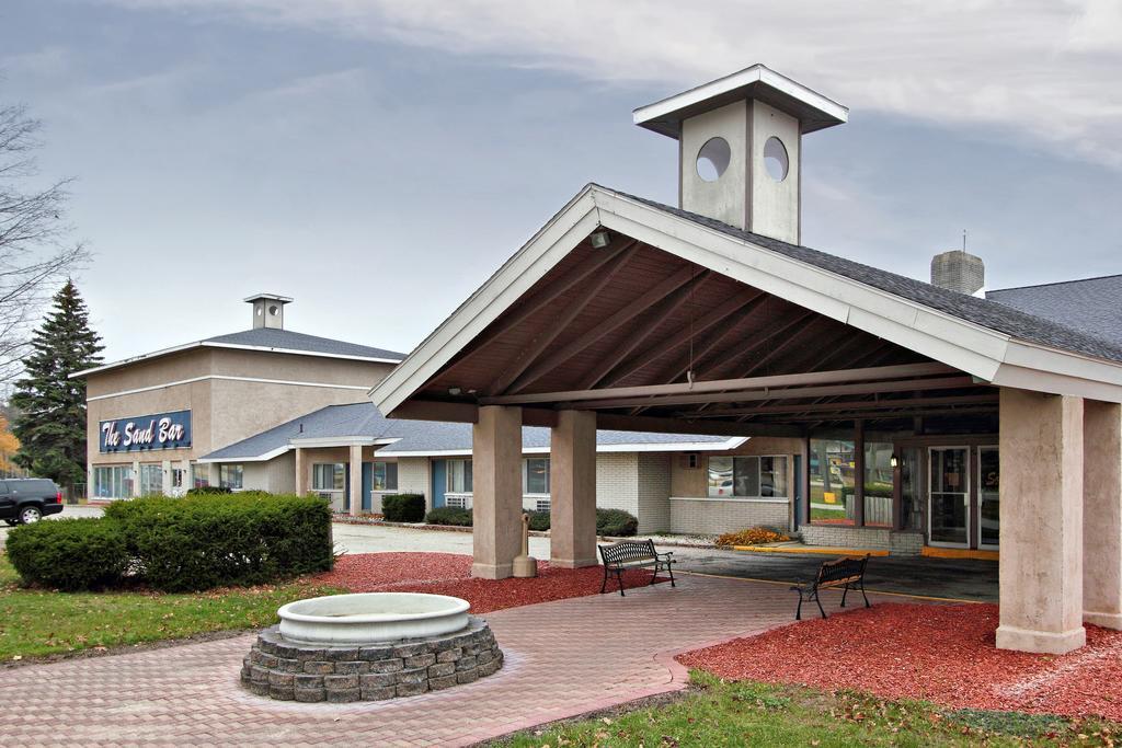 Cadillac Sands Resort Extérieur photo