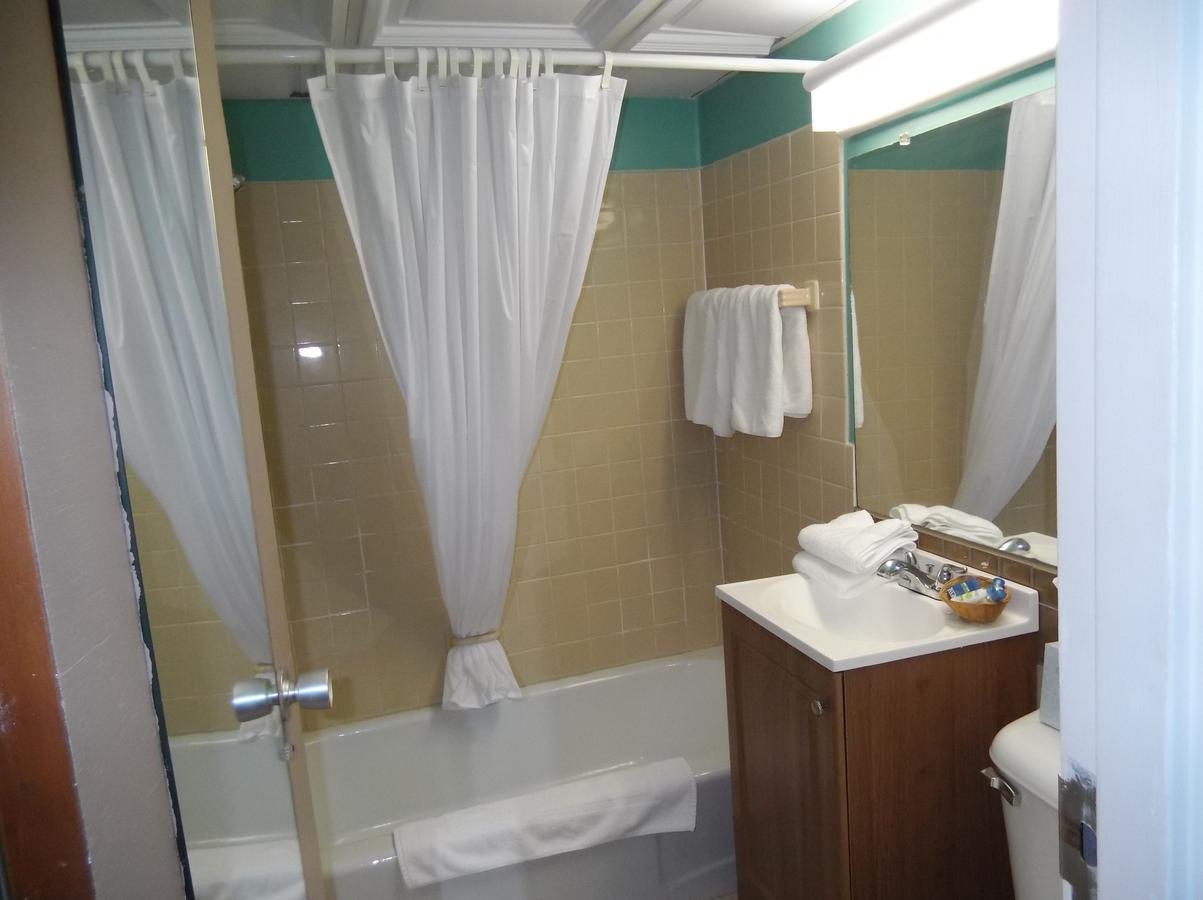 Cadillac Sands Resort Extérieur photo